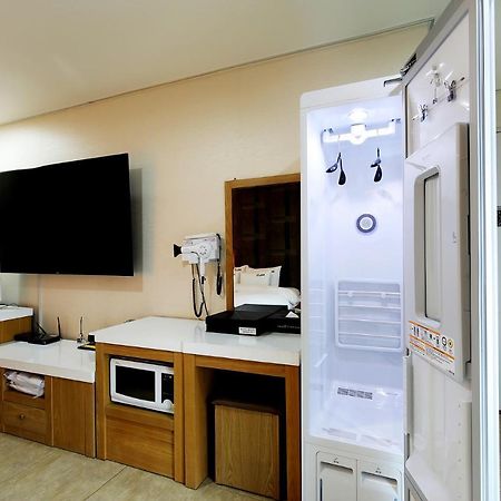 White Tourist Hotel Jeonju Dış mekan fotoğraf