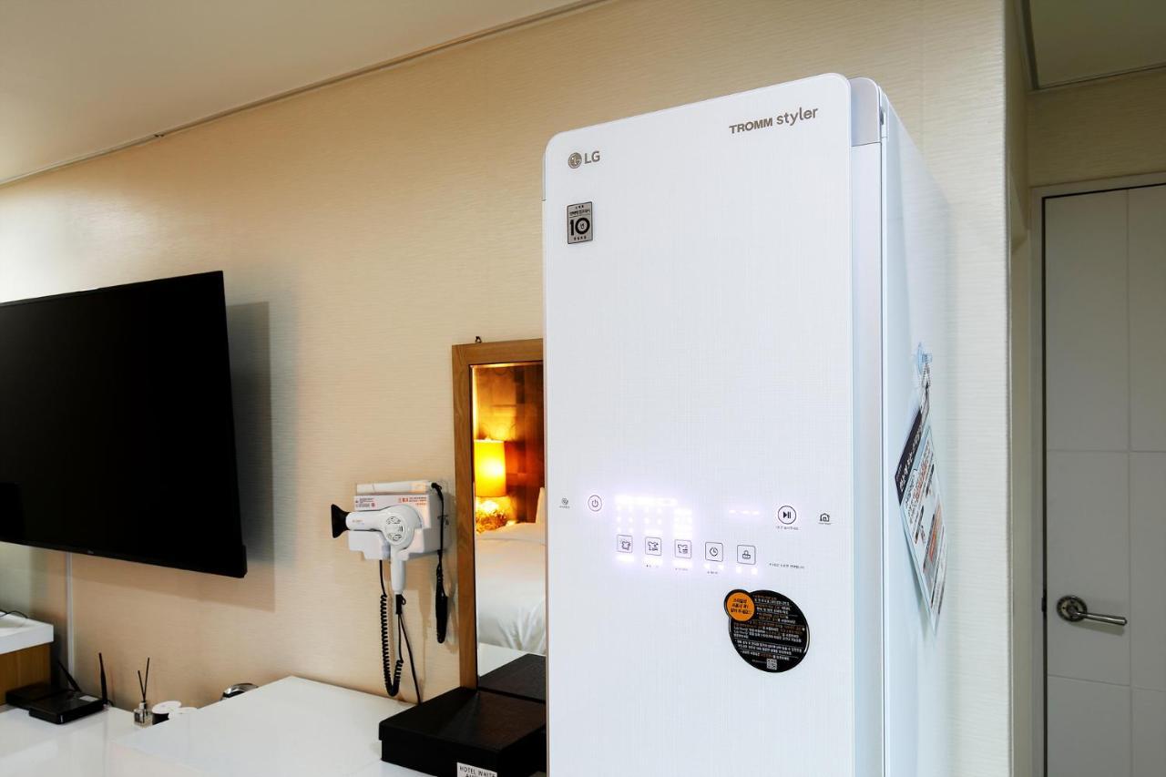 White Tourist Hotel Jeonju Dış mekan fotoğraf