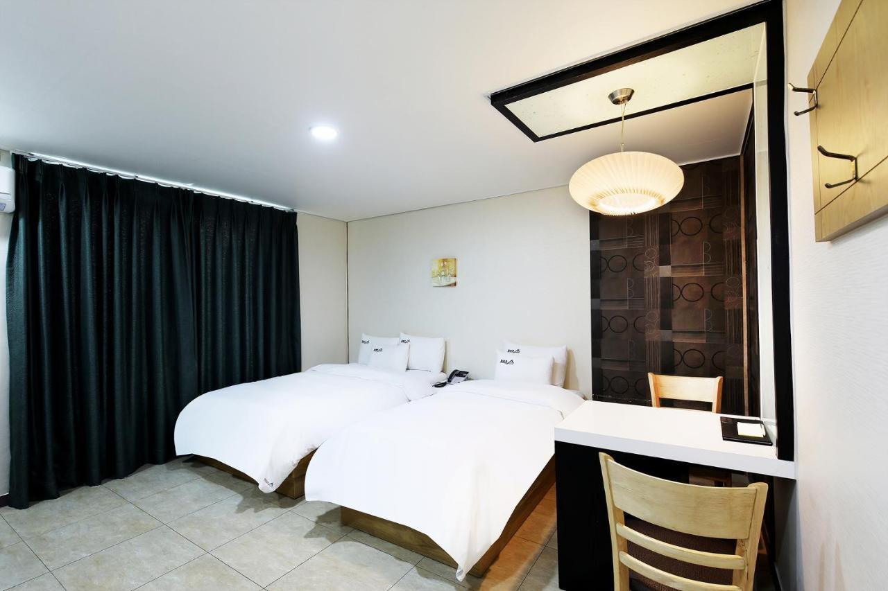 White Tourist Hotel Jeonju Dış mekan fotoğraf